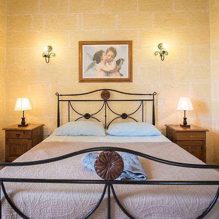 Sunset - Holiday Farmhouse With Large Private Pool In Island Of Gozo Nadur ภายนอก รูปภาพ